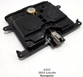 6h6t18808da Lincoln 2015-2017 Oem Navigator Center Dashboard Audio Speaker