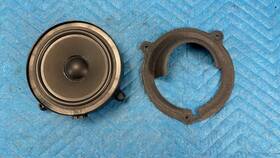 463-820-08-02 Mercedes-benz Oem G500 G550 G55 Amg Front Rh Or Lh Door Speaker With Housing 2002-2012