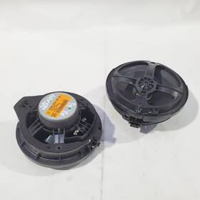 Mercedes-benz 644.mb1e13 2013 C250 Oem Pair Of Rear Door Speakers