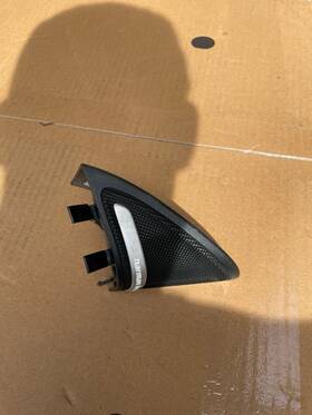 A1177200411 Mercedes-benz 2014 - 2019 Cla250 W117 Front Right Door Tweeter Speaker Oem. A232