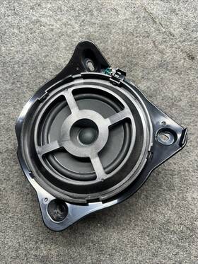 A2058201602 Mercedes-benz 2016 C450 Amg W205 Front Right Side Speaker Subwoofer Oem