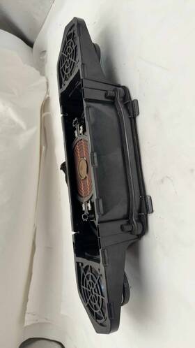 A2219202608 Mercedes-benz 2007-2009 W221 S550 Subwoofer Speaker Trunk Mount Oem