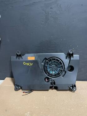 A2468200002 Mercedes-benz 2015 To 2019 Gla250 Subwoofer Speaker Bass Box D4637 Dg1