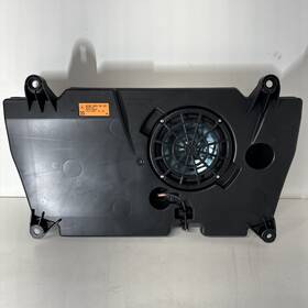 A246820002 Mercedes-benz 2015-20 Gla 250 Rear Subwoofer Speaker Oem 246820002 Df0388