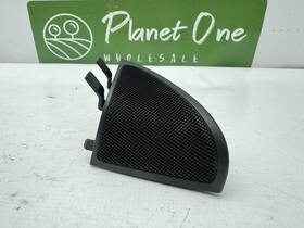 A2468200302 Mercedes-benz Oem 2014-2018 Cla250 Right Door Speaker Tweeter Front