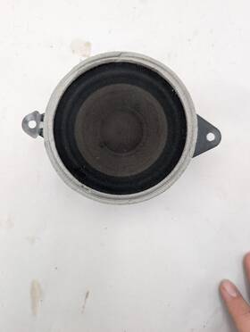 644.da1e13 Nissan Rogue 2013 Speaker 362328