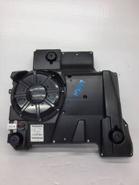 Pn-28170ez00a Nissan 644.da1j17 2017 Titan Xd Rockford Subwoofer Used Oem