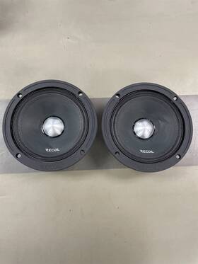 M565-4 Recoil Speakers