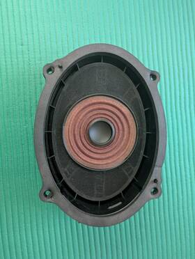 Rivian 100001447-h 2022-2024 R1t Oem Front Right Or Left Meridian Door Speaker
