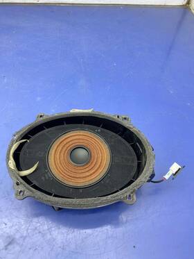 Rivian 100001447f 2022-2024 R1t Oem Front Right Or Left Meridian Door Speaker