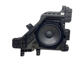 Pt00029958d Rivian 2022 2023 2024 R1s Oem Rear Subwoofer Bass Speaker Box