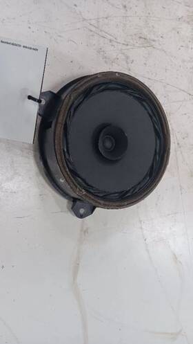 807.su1t18 Subaru Forester Speaker Left Driver Rear 2017 2018