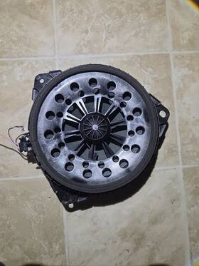 8615042140 Subaru Oem Solterra Rear Door Speaker Kit With Wire Harness Plug
