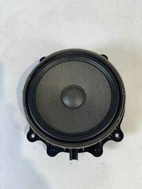 107974400 Tesla 2020-2023 Model 3 Front Right/left Side Door Speaker Oem