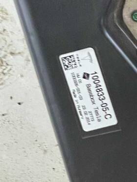 1004833-05-c Tesla 5810971 2012-2021 S Subwoofer Bass Box