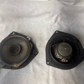 0c030-0c040 Toyota 2004 Tundra Front Door Speakers Oem Used
