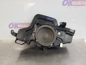 861500r030 Toyota 644.to1118 18 2018 Rav 4 Jbl Subwoofer Speaker
