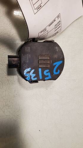 86570-42030 Toyota 644.to1120 Rav 4 2020 Alarm Speaker Id One Side Bracket Damaged