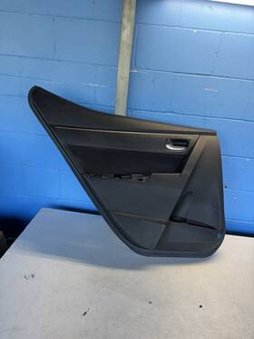 67708-02030 Toyota 67614-02580 2015 Corolla Rear Left Door Trim Panel Oem