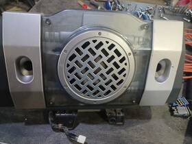 8615-35100 Toyota 2007 Fj Cruiser Sub Woofer