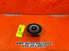 86160-2b500 Toyota 2000 00 Celica Gts Gt-s - Left Or Right Front Door Speaker Oem Oe #250