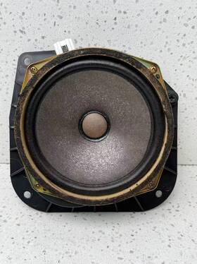 86160-33090 Toyota 1992-1997 Camry Front Left Door Speaker Genuine