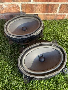 86160-oc240 Toyota Oem Tundra 2020 Sequoia Front Speakers