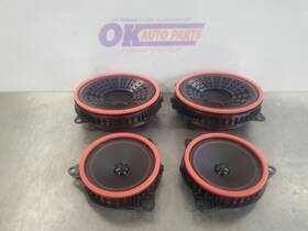 8616033a10 Toyota 8616062020 23 2023 Crown Xle 2.5l Hybrid Jbl Door Speaker Set