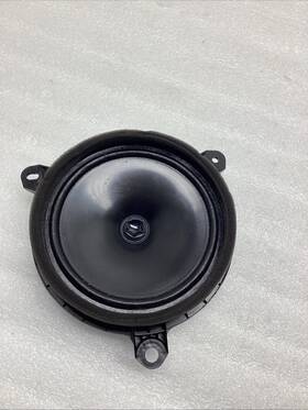 B6160-02b40 Toyota 2020-23 Highlander Rear Left Or Right Side Door Audio Sound Speaker Oem