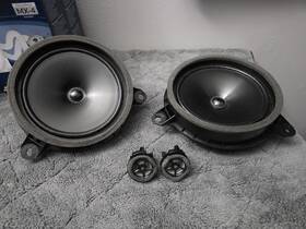 V82bg21 Toyota 2022 Corolla Factory Speaker Replacement