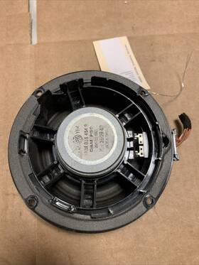 1km035454e Volkswagen 2005-2010 Jetta Front Door Speaker