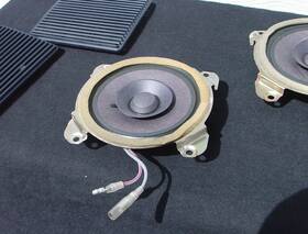 Volvo 1234859 Genuine 1981 240 Frt. Door Speaker Set-as Seen In 1978-1981 240s