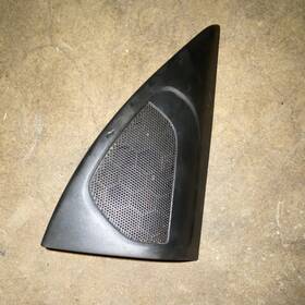 1286373 Volvo 2011-2013 S60 Frontpassenger Side Door Tweeter Speaker With Cover Non Blis