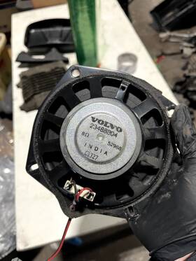23488804 Volvo 2019-2023 Vnl 760 Front Door Loudspeaker Speaker 8ohm Oem