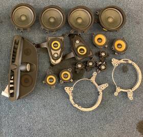 31350432 Volvo Bowers And Wilkins Speakers