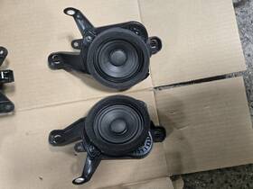 1018-2022 Volvo 31456923 Headliner Speakers And Sub Harman Kardon S60
