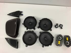 8676918 Volvo 2011 Xc60 Premium Sound Speaker Set